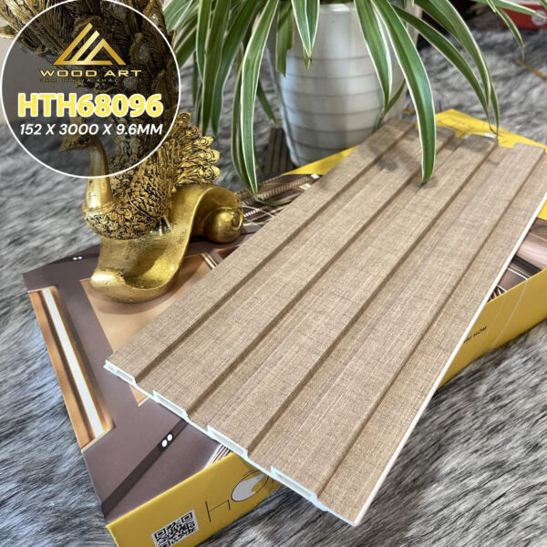 Tấm lam 4 nan sóng trần HTH68096